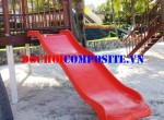 Máng trượt trẻ em ngoài trời